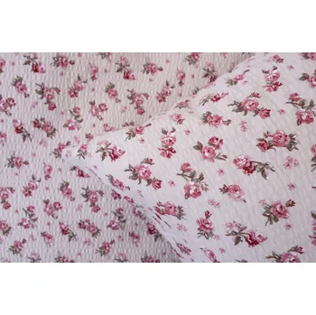 Povlečení Podpěrová s.r.o. Krepové povlečení RŮŽIČKA MANON Velikost: 240x200 cm (1 ks), 70x90 cm (2 ks) ŠEV na peřině