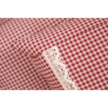 Povlak na dekorativní polštářek Podpěrová s.r.o. Povlak na polštář prošívaný BORDÓ PEPITO Velikost: Povlak prošívaný bavlna s krajkou 40x40 cm