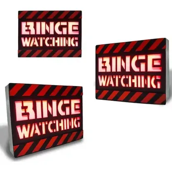 Lampička Mad Monkey Lampička "Binge Watching" (2000025)