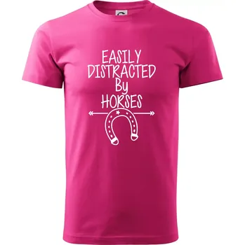 Pánská móda Easily Distracted by Horse - Klasické pánské triko vyšší gramáže - M ( Purpurová )
