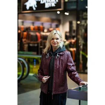 Dámská casual bunda Červená kožená bunda s kapucí SKERRY DB, velké velikosti Velikost 48