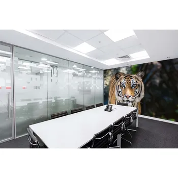 Fototapeta DIMEX | Samolepicí vliesová fototapeta na zeď Velký bengálský tygr MA-5-0607 | 375 x 250 cm | bílá, černá, oranžová, hnědá + Samolepicí vliesová fototapeta na stěnu DIMEX Velký bengálský tygr MA50607 v rozměru 375 x 250 cm