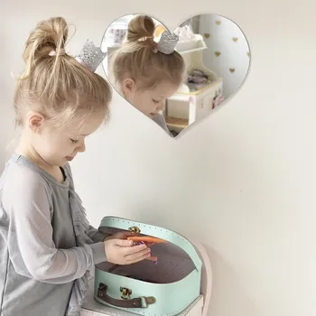 Zrcadlo METOO Zrcadlo na zeď Srdce