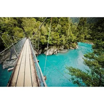 Fototapeta DIMEX | Samolepicí vliesová fototapeta na zeď Dřevěný most MA-5-0082 | 375 x 250 cm | tyrkysová, zelená, béžová + Samolepicí vliesová fototapeta na stěnu DIMEX Dřevěný most MA50082 v rozměru 375 x 250 cm