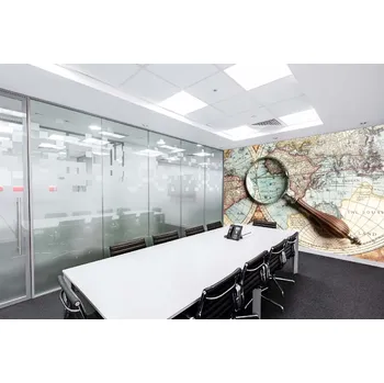 Fototapeta DIMEX | Samolepicí vliesová fototapeta na zeď Lupa na mapě MA-5-1530 | 375 x 250 cm | modrá, červená, žlutá, hnědá + Samolepicí vliesová fototapeta na stěnu DIMEX Lupa na mapě MA51530 v rozměru 375 x 250 cm