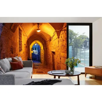 Fototapeta DIMEX | Samolepicí vliesová fototapeta na zeď Mystická ulice Jeruzaléma MA-5-0754 | 375 x 250 cm | modrá, žlutá + Samolepicí vliesová fototapeta na stěnu DIMEX Mystická ulice Jeruzaléma MA50754 v rozměru 375 x 250 cm