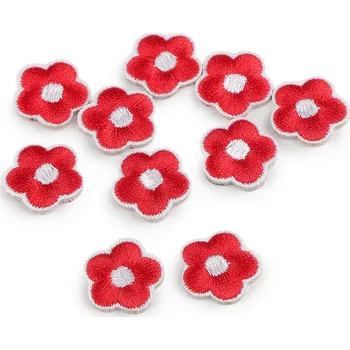 Nažehlovačka květ Balení: 10 ks, Varianta: 5 červená - 8596475657525