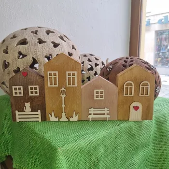 Dřevěné domečky - vesnička s kočkou - 4ks
