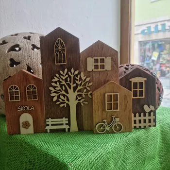 Dřevěné domečky se školou 5ks