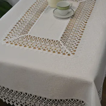 ubrus Vánoční ubrus na stůl JEDEKA GIPIURA 2017 150 x 260 cm