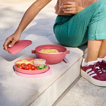 Svačinový box MEPAL Vita Vivid Mauve 1,5 l - obědová krabička / dvoukomorová snídaňová krabička s nádobou na omáčku