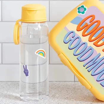 Lahve na vodu a nápoje z Tritanu AMUSE ON THE GO FLOWER POWER 0,5 l