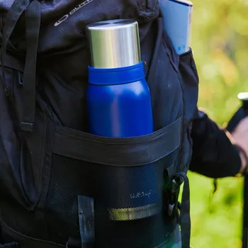 Termoska VIALLI DESIGN Fuori 1 l v barvě námořnické modři – nerezová, vakuová termoska na čaj a kávu