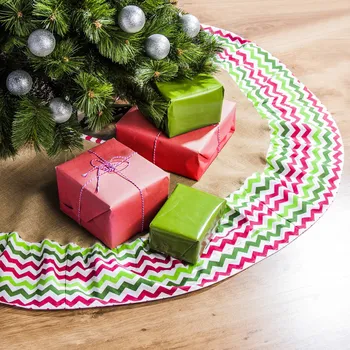 Vánoční dekorace Podložka pod vánoční stromek MERRY CHRISTMAS KLIKATÁ ČÁRA 128 cm