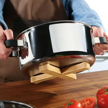 Podložka pod hrnec ZASSENHAUS 20 x 20 cm - magnetická bambusová chňapka