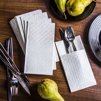 Papírový ubrousek PAW POCKET PAPÍROVÉ KAPSY NA ŘEZY BÍLÉ 16 ks.