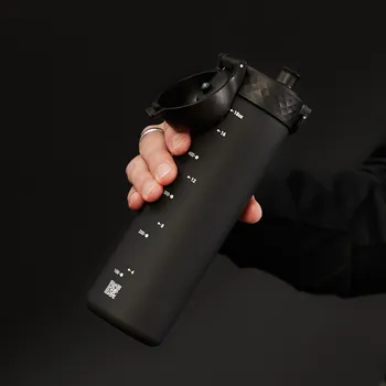 Sport ION8 Recyclon Black 0,5 l - láhev / bidon na vodu a nápoje