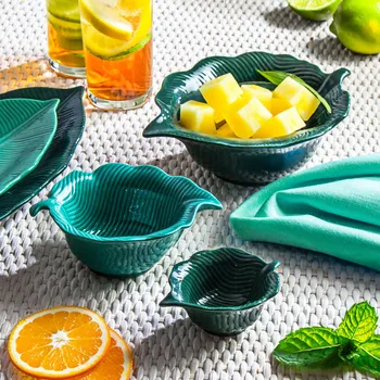 Porcelánová mísa / salátová mísa MADAGASCAR GREEN 3 ks.