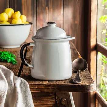 Omáčník Smaltovaný hrnec s poklicí OLKUSKIE WYROBY EMALIOWANE 0,6 l