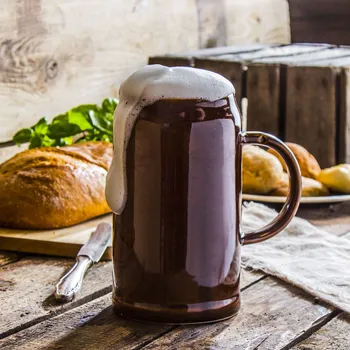 Sklenice Kameninový hrnek na pivo KRYSTYNKA GROWLER 1000 ml