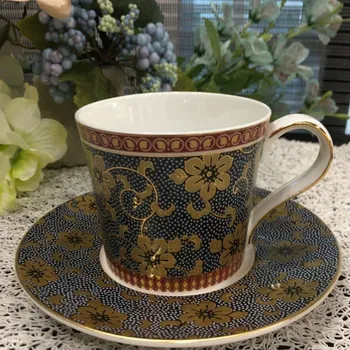 Porcelánový šálek na kávu a čaj s podšálkem 230 ml