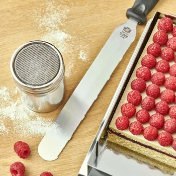 Kuchyňská stěrka DE BUYER Fkoofficium 35 cm černá - stěrka na dorty z nerezové oceli