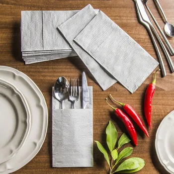 Papírový ubrousek Papírová kapsička na příbory PAW POCKET STŘÍBRNÉ 16 ks