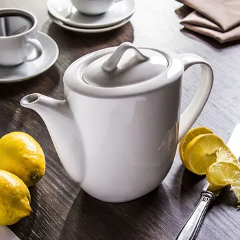 Konvice na čaj Porcelánová konvice na čaj a kávu REGULAR bílá 1,2 l