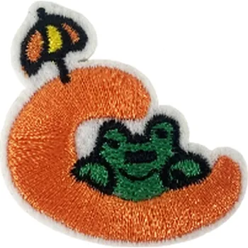 Nášivka Nažehlovací nášivka Písmeno C 4 cm x 3,7 cm