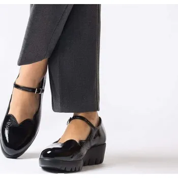 Dámské sandále Wonders C-33300 černá, vel. 40