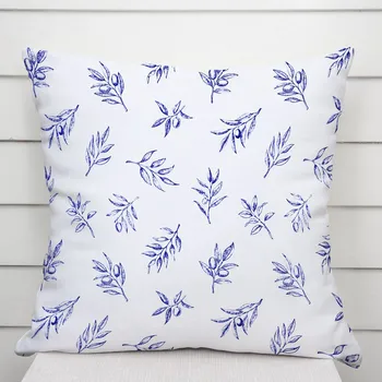 Povlak na dekorativní polštářek Dekorační povlak na polštář TF-114 Modré olivové větvičky na bílém 40 x 60 cm