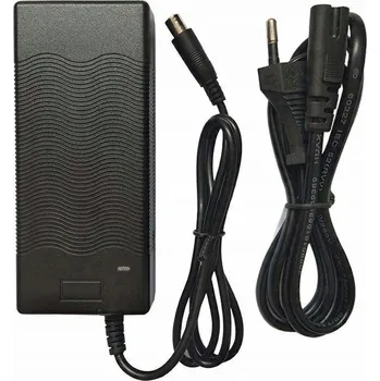 Nabíječka pro baterie elektrokoloběžek a elektrokol 5.5/2.5 10S 36V-42V 2A