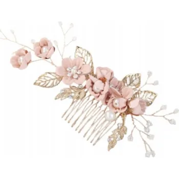 Ecarla zlatý hřeben do vlasů