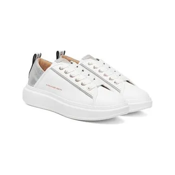 Dámské tenisky Sneakersy Alexander Smith Wembley ASBBWYW Bílá 38