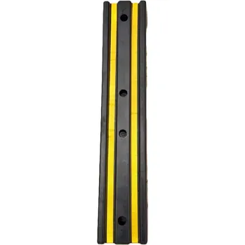 Dopravní značení Černo-žlutý gumový parkovací doraz na rampu - délka 100 cm, šířka 20 cm, výška 8,5 cm