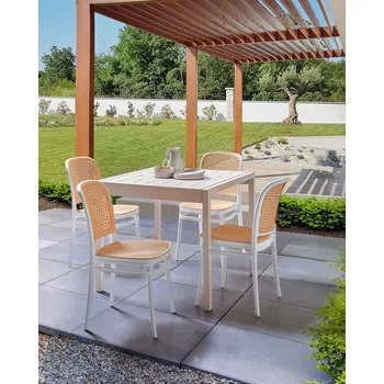 Jídelní židle Sada 4 jídelních židlí béžová/bílá interiérové i venkovní židle nábytek do kuchyně jídelny Beliani