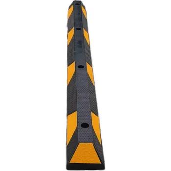 parkovací zábrana Černo-žlutý gumový parkovací doraz - délka 183 cm, šířka 15 cm, výška 10 cm