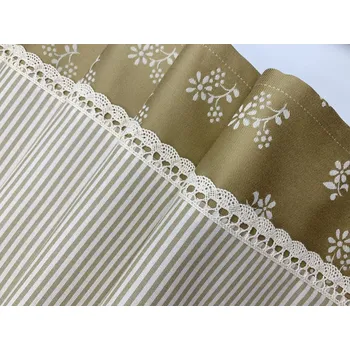 ubrus Běhoun z béžového kanafasu proužky a kytičky s krajkou Vzor kanafasu: Proužky 3mm, Běhouny sešívané: 43x200cm