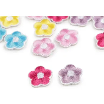 Nažehlovačka květ mix náhodných variant 10 ks