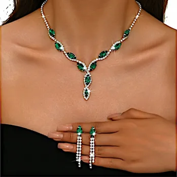 Souprava šperků Sada šperků Náušnice , stříbrná svatební sada, Zirkony , zelená