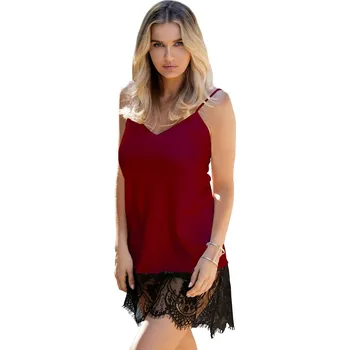 Saténová košilka na ramínka zakončená krajkou Chanelle Barva: Bordová, Velikost: L