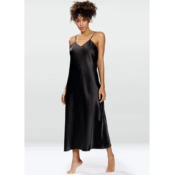Dlouhá saténová noční košile IGA Dkaren Velikost: S, Barva (Varianta): Černá