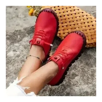 Dámské mokasíny Dámské kožené mokasíny na šněrování pro volný čas Barva: Červená, Velikost: 45