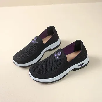 Dámské tenisky Pohodlné slip-on tenisky pro každodenní nošení Barva: Černá, Velikost: 41