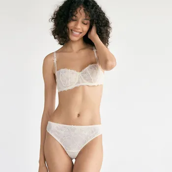 Kalhotky Reserved - Krajkové kalhotky brazilky - krémová - 367EZ-01X - 367EZ-01X-M