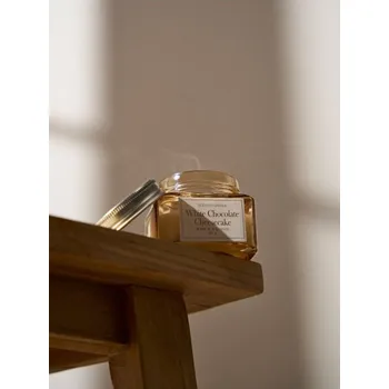 Svíčka Sinsay - Vonná svíčka Cream Cake - béžová - 439CO-02X - 439CO-02X-ONE-2