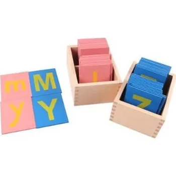 Dřevěná hračka ADENA MONTESSORI Hmatová písmena - tiskací písmo - malé a velké US