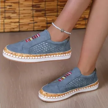 Dámská obuv Dámské slip-on tenisky s kontrastem Barva: Modrá, Velikost: 36