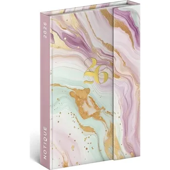 Diář NOTIQUE Týdenní magnetický diář Růžový mramor 2026, 11 x 16 cm