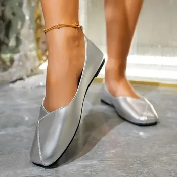 Dámské lodičky Dámské kožené baleríny na každodenní nošení Barva: Stříbrná, Velikost: 35